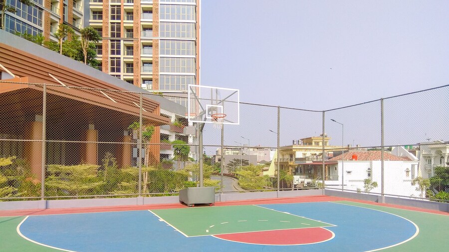 Well Furnished 1Br At Gold Coast Apartment