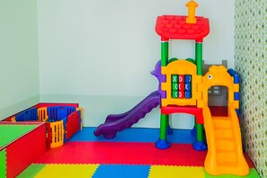 Children’s play area – indoor