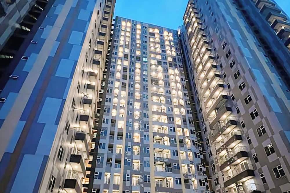 Gorgeous And Homey 1Br Apartment At Podomoro City Deli Medan