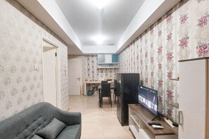 Standard Apartment | Dining room