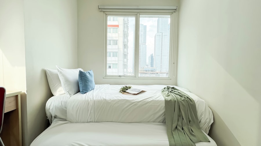 Nice And Cozy 3Br Apartment At Thamrin Residence