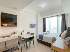 Interior - Spacious And Modern Studio Apartment Tree Park City Bsd (South Tangerang)