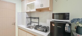 Stunning Comfy Studio Apartment Near Merr At Bale Hinggil
