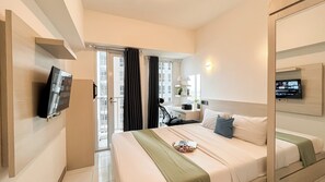 Interior - Homey And Restful Studio At Tokyo Riverside Pik 2 Apartment (Teluknaga)