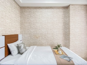 Standard Studio - Tidy And Restful Studio At Monroe Tower Apartment (Cikarang)