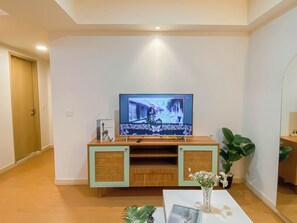 Standard Apartment | Living room