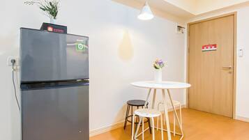 Standard Apartment | Dining room