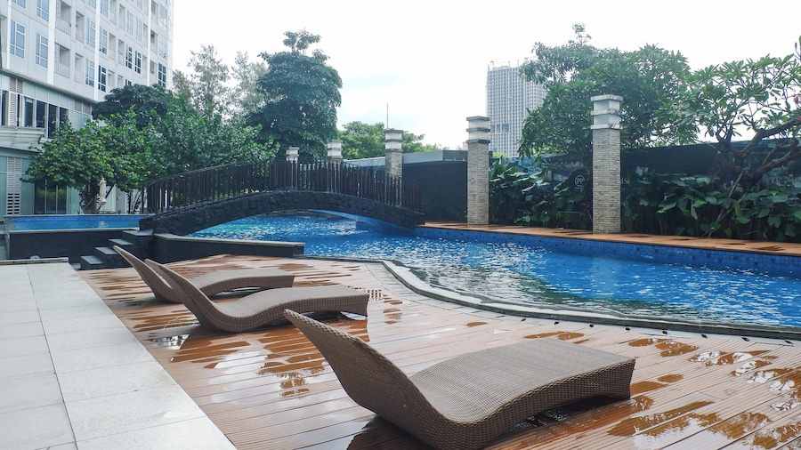 Modern Suite 1Br At Grand Sungkono Lagoon Apartment