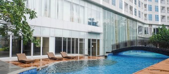 Modern And Cozy 1Br At Grand Sungkono Lagoon Apartment