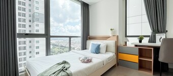 Spacious 3Br With Extra Room At Hillcrest House Apartment