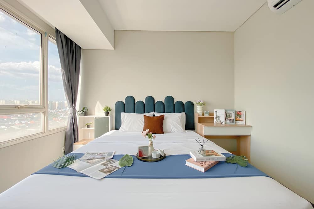Comfortable And Restful 2Br Nifarro Park Apartment