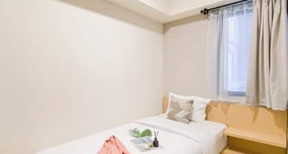 Spacious And Cozy 2Br With Extra Room At Meikarta Apartment
