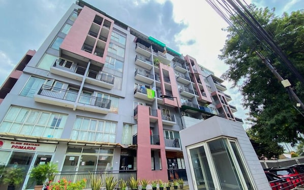 Exterior - Homey Studio At Sahid Metropolitan Apartment (Jakarta)