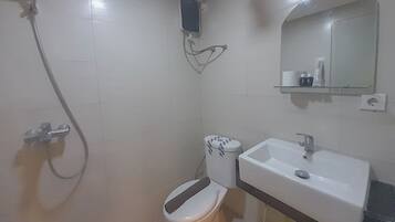 Apartamento estándar | Baño | Ducha