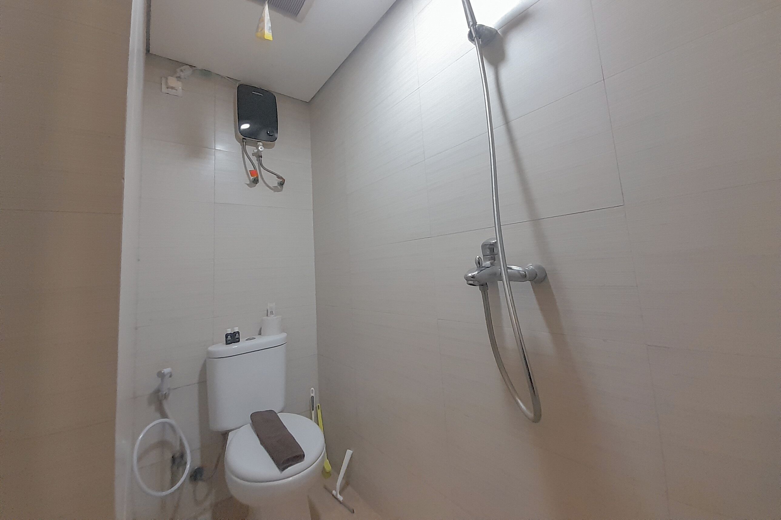 Standard Apartment | Bathroom