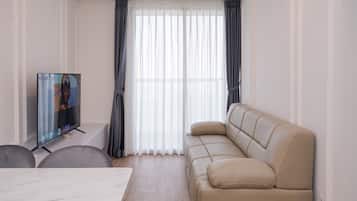 Standard Apartment | Living room