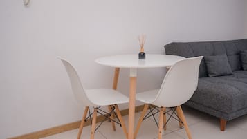 Standard Apartment | Dining room