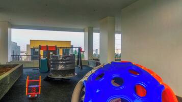 Children’s play area – outdoor