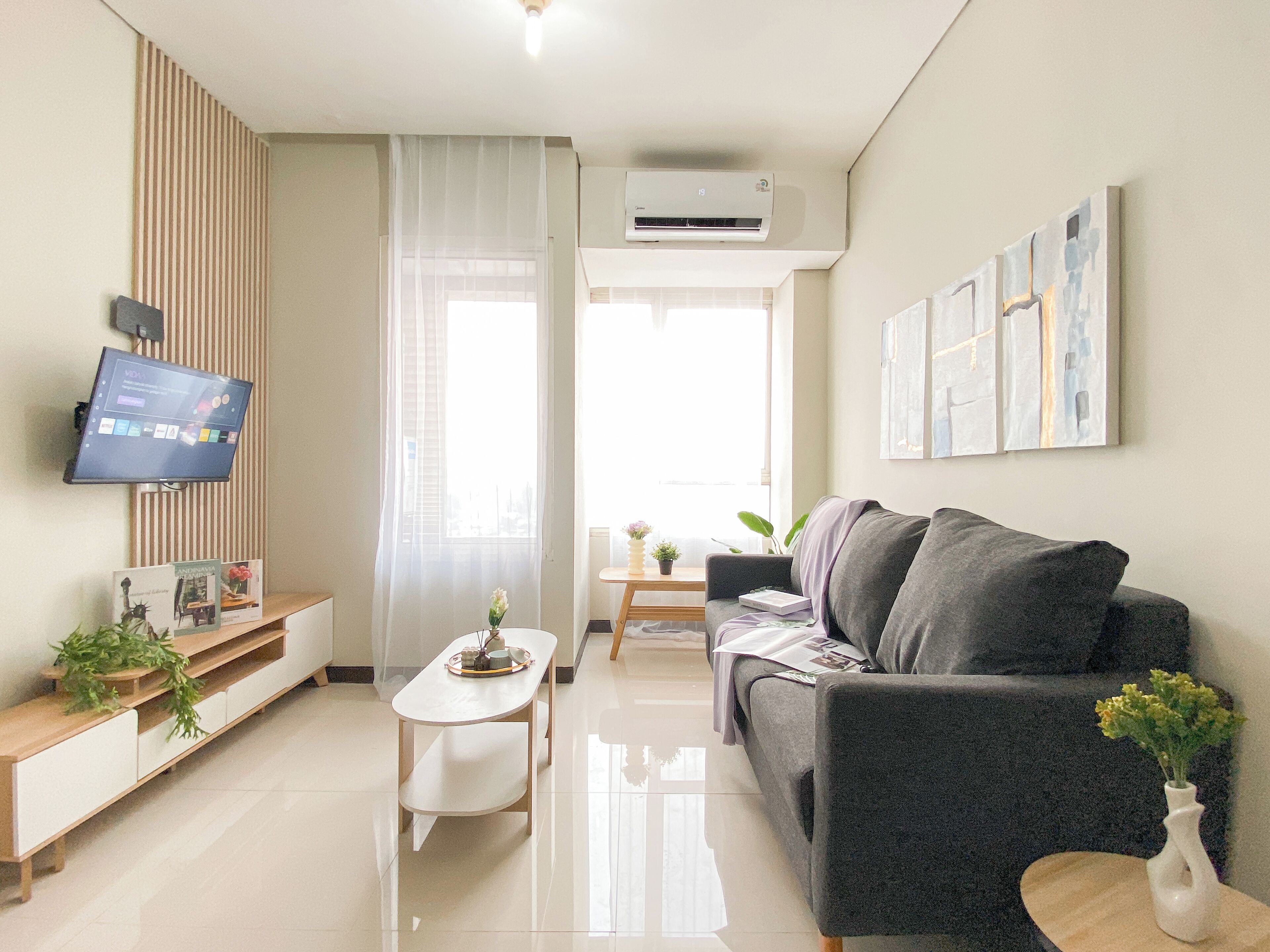 Standard Apartment | Living area