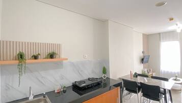 Standard Apartment | Dapur peribadi | Cerek elektrik