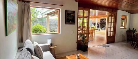 Télévision, espaces bureaux