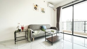 Standard Apartment | Living area