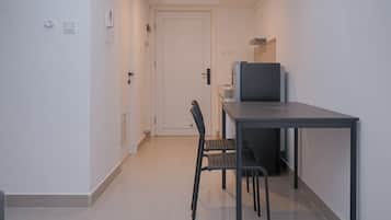 Standard Studio | In-room dining