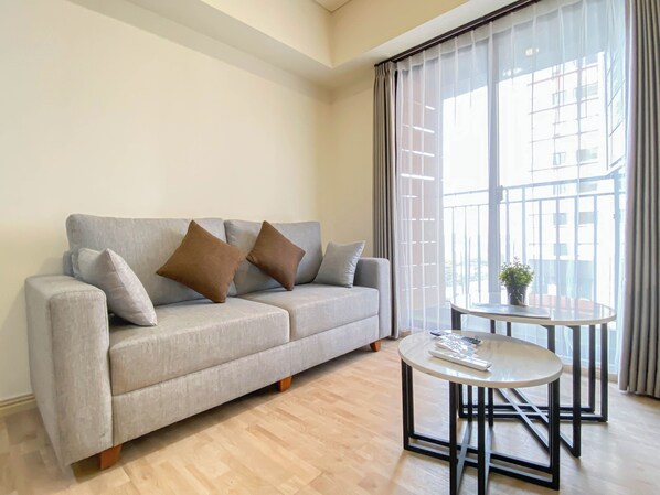 Standard Apartment | Living area