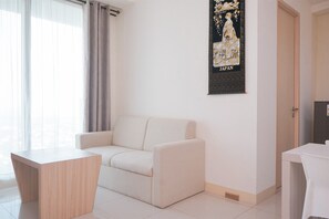 Standard Apartment | Living area