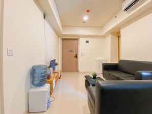 Standard Apartment | Living area