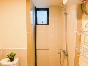 Apartemen Standar | Kamar mandi