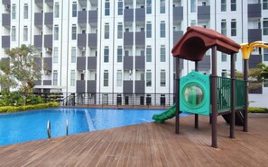 Children's play area - outdoor - Best Deal And Cozy Studio Apartment Amartha View (Semarang)