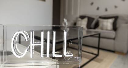 2bedroom Cosy Fully detached Retreat, with computerized shower & game room......