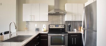 Downtown Modern 2BR Loft