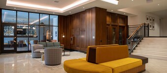 Deer District Studio Apt - One Block from Fiserv and Baird