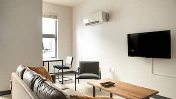 Smart TV, books