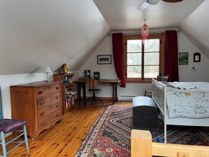 1 bedroom, WiFi - Experience the sandy beach on the banks of the Rouge River (Brébeuf)