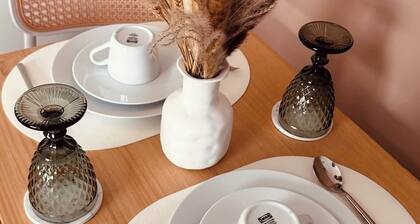 Melt & Laze Cozy Stylish Aesthetic Relaxing House