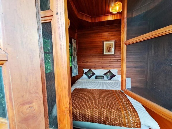 Shared Dormitory, 1 Bedroom, Smoking, Balcony | 1 bedroom