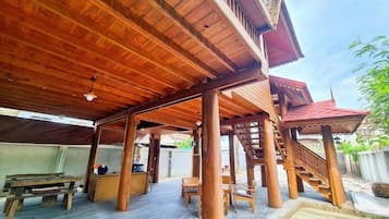 Nhà, 3 phòng ngủ, hút thuốc, ban công | Khu ẩm thực ngoài trời