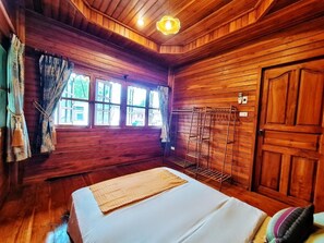 Shared Dormitory, 1 Bedroom, Smoking, Patio - Room-wooden Queen-size Bedroom in the Wo (Bangkok)