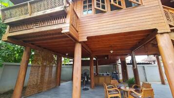 Shared Dormitory, 1 Bedroom, Smoking, Patio | Outdoor dining