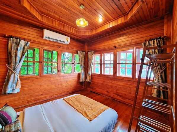 Shared Dormitory, 1 Bedroom, Smoking, Patio