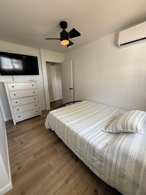 3 chambres, fer et planche à repasser, Wi-Fi gratuit, draps fournis