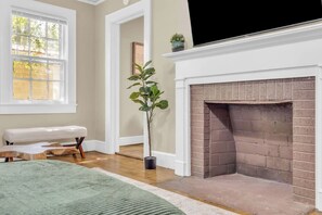 Bureau, Wi-Fi, draps fournis