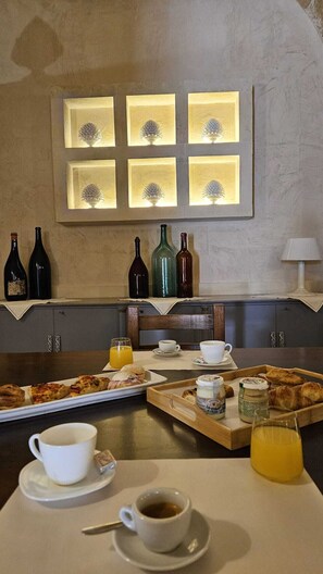 Dining - King Suite with Private Jacuzzi - Charming in Felline | Borgo Don Ciccio (Felline)