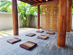 Shared Dormitory, 1 Bedroom, Smoking, Balcony | Interior - Room-charming Bangkok Room With Garden V (Bangkok)