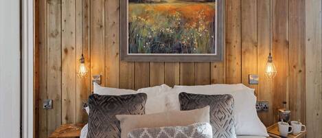 2 quartos, ferros/tábuas de passar roupa, Wi-Fi, roupa de cama