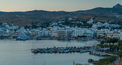 Guesthouse 'Hóra Room 1' with Air Conditioning
