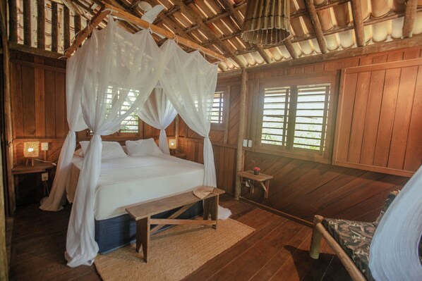 Minibar, wifi gratis y ropa de cama 